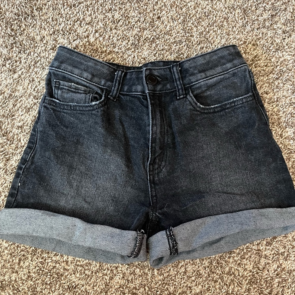 black cut off cuffed shorts